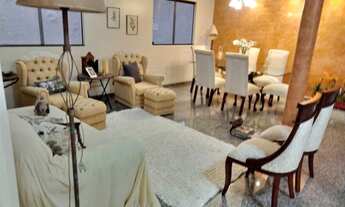 Imagem 2: Sobrado Alto Padrão - 210