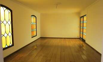 Imagem 2: Linda casa a venda tendo uma área construída 320m2, área de terreno 450m2, com 03 suítes