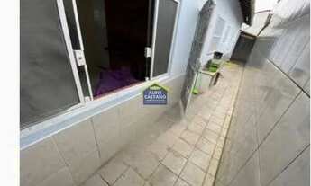 Imagem 2: Casa com 2 dorms no precinho, vai perder??