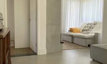 Imagem 3: Casa de condomínio sobrado para aluguel e venda possui 180 metros quadrados com 3 quartos