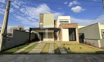 Imagem 3: Lindo sobrado para aluguel e venda no condomínio fechado Lagos D'Icaraí, com 3 suítes