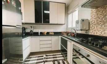 Imagem 4: Apartamento para Venda em Barueri, Jardim Tupanci, 4 dormitórios, 1 suíte, 3 banheiros, 2