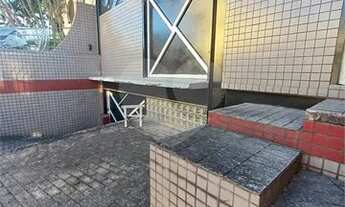 Imagem 2: Prédio comercial c/ 5 andares, elevador de carga em localização estratégica e área útil de