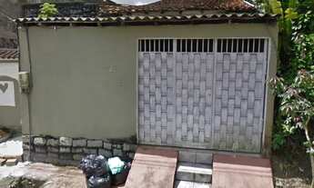 Imagem 2: Alugo casa com piscina no Conjunto Maguari