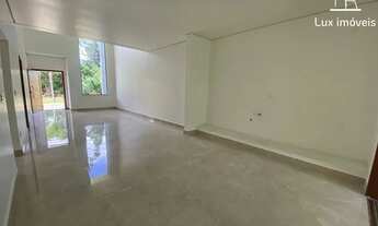 Imagem 3: Quinta das Marinas/ Térrea 147m² 3 Quartos - Sendo 1 Suíte / Quintal Amplo