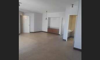 Imagem 2: Apartamento 110m 1 Suíte Escritório reversível, Ar, Armários, Banheira. Um Mimo em Meio ao