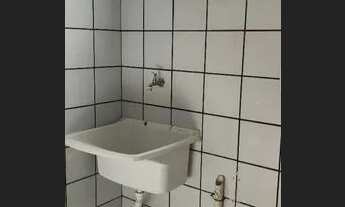 Imagem 5: Casa em rua pública