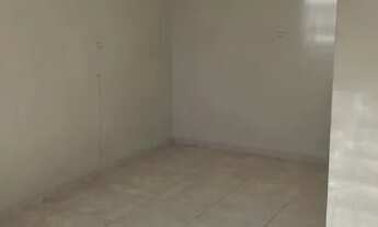 Imagem 6: ALUGO CASA EM COLOMBO R$ 1.100,00