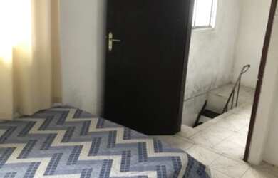 Imagem 2: Quarto individual mobiliado