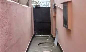 Imagem 3: Casa para aluguel possui 50 metros quadrados com 2 quartos em Curicica - Rio de Janeiro