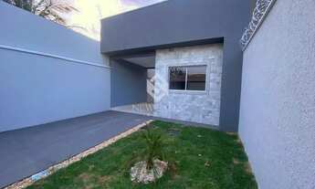 Imagem 2: Excelente casa com três quartos sendo um suíte com closet