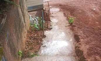 Imagem 3: Vendo 2 casas simples ....Preço top pra vender oportunidade imperdivel....