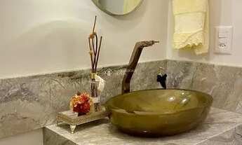 Imagem 2: BALNEáRIO CAMBORIú - Apartamento Padrão - Centro