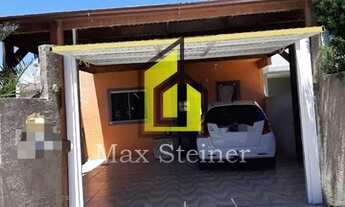 Imagem 2: Casa térrea com piscina, 2 dorms, ótima oportunidade Rio Vermelho Florianópolis