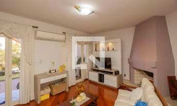 Imagem 2: Casa para Aluguel - Hamburgo Velho, 6 Quartos, 274 m2