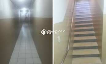 Imagem 4: PORTO ALEGRE - Apartamento Padrão - Azenha