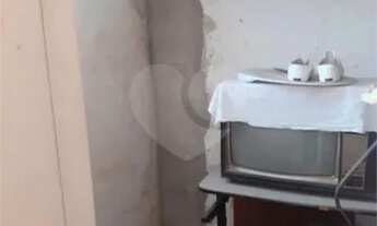 Imagem 6: Apartamento nos Jardins ensolarado em rua tranquila