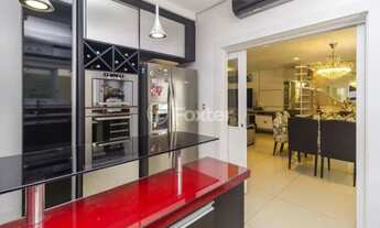 Imagem 2: Casa com 4 suites 6 vagas no bairro Jardim Lindóia - Porto Alegre - RS