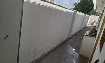 Imagem 3: Espetacular Residência com Infraestrutura Completa e Design Moderno