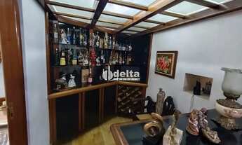 Imagem 5: Casa residencial disponível para Locação E Venda no bairro Cazeca em Uberlândia-MG