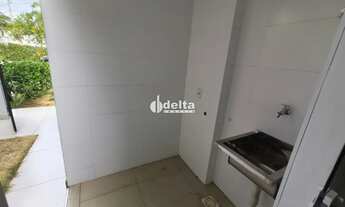 Imagem 5: Casa em condomínio com 4 suítes disponível para locação no bairro Bosque dos Buritis em Ub