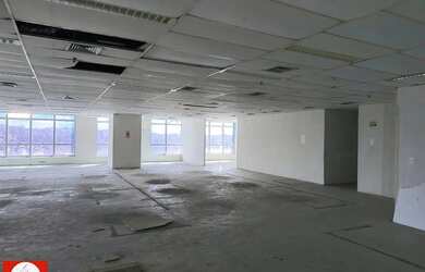 Imagem 9: Sala Comercial para Locação em Salvador, Caminho das Árvores, 4 banheiros, 9 vagas