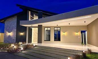 Imagem 2: Casa de condomínio para venda com 239 metros quadrados com 3 quartos