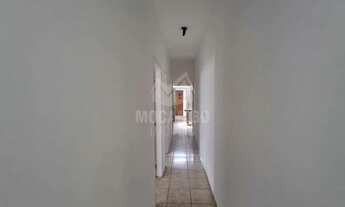 Imagem 6: Casa de rua : / Residencial / Jardim Nice