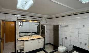 Imagem 2: Casa de Alto Padrão à Venda - Bairro Ibituruna, Montes Claros/MG