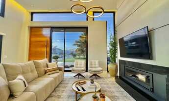 Imagem 2: Casa térrea mobiliada e decorada com piscina no Capão Ilhas Resort