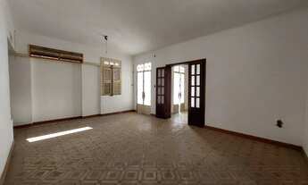 Imagem 3: CASA PARA ALUGAR PROXIMO AO CENTRO DE FORTALEZA Casa com 290 m² de área privativa sendo Du