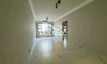 Imagem 2: Apartamento 2 dormitórios - Reformado - Vaga demarcada