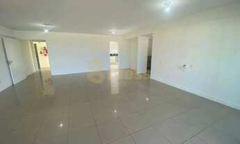 Imagem 3: Belíssimo apartamento para locação, 3 suítes sendo 1 master com banheira e closet, Condomí