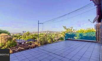 Imagem: Libertas Imobiliária aluga casa com 200m²