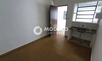 Imagem 2: Casa disponivel para locação no bairro Santa Mônica