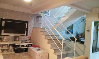 Imagem 2: Casa para venda possui 253 metros quadrados com 3 quartos em Centro - Jambeiro - SP