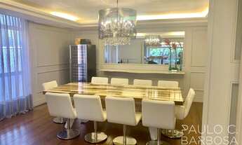 Imagem 3: Apartamento espaçoso - 3 dormitórios - 2 vagas - 350m²