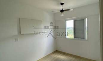 Imagem 7: Apartamento a venda Vila Tatetuba 2 dormitórios, sacada com sol da manhã, vista livre e 1