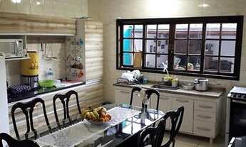 Imagem 6: Sobrado para Venda em Mogi das Cruzes, Vila Caputera, 3 dormitórios, 1 suíte, 2 banheiros