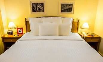 Imagem 7: Flat na Vila Nova Conceição, prox a Av. Sto Amaro e Republica do Líbano, no pool para inve