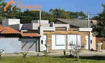 Imagem: Casa à venda no bairro Balneário Tupy