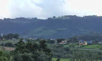 Imagem 2: Fazenda/Sítio/Chácara para venda com 37,000 metros quadrados com 3 quartos em Bofete - Bof