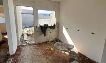 Imagem 4: CASA À VENDA EM PINHAIS, BAIRRO ALTO TARUMÃ