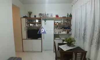 Imagem 7: Apartamento reformado em Copacabana