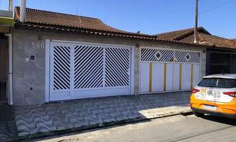Imagem 2: Casa para venda com 122 metros quadrados com 3 quartos em Mirim - Praia Grande - SP