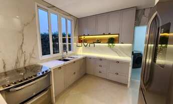 Imagem 6: Viva no luxo e no conforto nesta incrível casa de alto padrão! Com 3 quartos sendo um suít