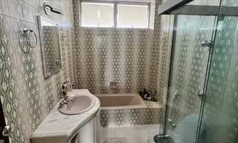 Imagem 5: Apartamento para venda possui 220 metros quadrados com 4 quartos