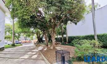 Imagem 7: CASA ASSOBRADADA - JARDIM AMÉRICA - SP