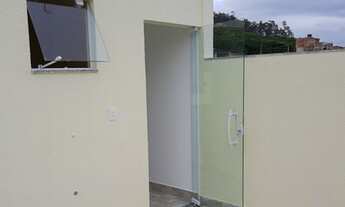 Imagem 3: Casa Triplex no Bairro Adriana com Vista Panorâmica e Espaço Gourmet"