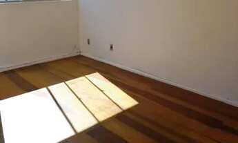 Imagem 5: Teresópolis, apto de frente, sala, quarto amplo